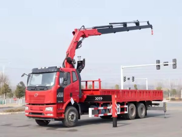 Faw 12 Ton Knuckle Boom Crane