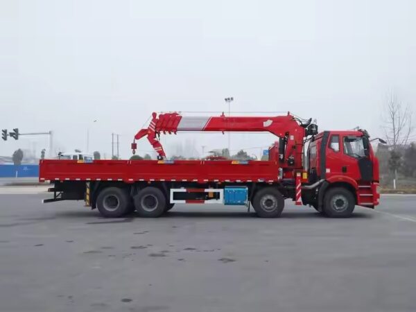 Faou 14 Grue télescopique de camion de tonne