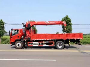 Faw 8 Ton Knuckle Boom Crane