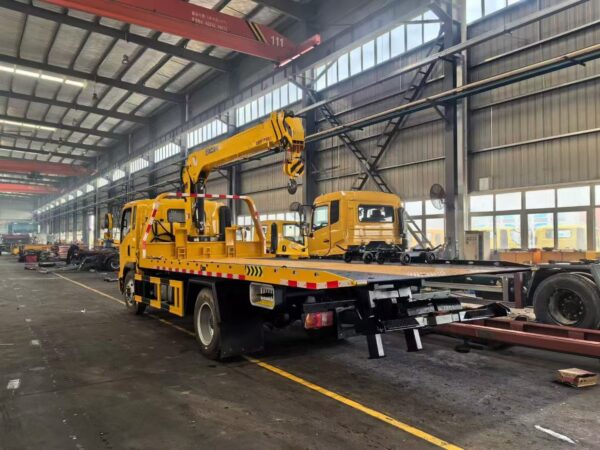 Howo 11 Tona Laweta Z dźwigiem