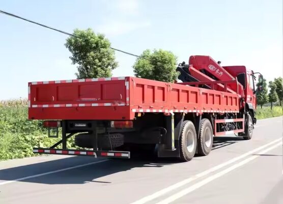 Liuqi 16Ton Knuckle Boom Crane