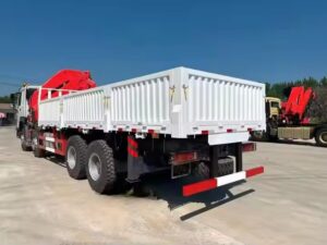 Sinotruk Hlo 25 Ton Knuckle Boom Crane Truck