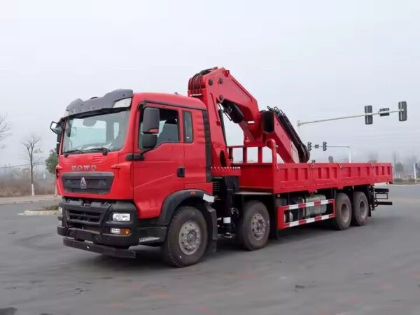 Sinotruk Howo 30 Ton Knuckle Boom Crane Truck