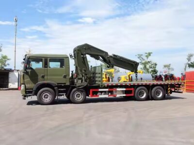 Sinotruk Howo 30 Ton Knuckle Boom Crane Truck