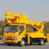 Isuzu 17.5 မီတာ insulated ပုံးထရပ်ကား