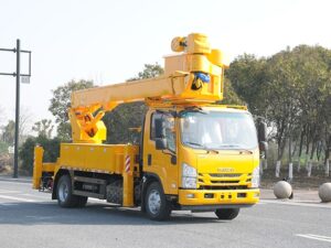 Isuzu 17.5 Meters insulated thoob tsheb