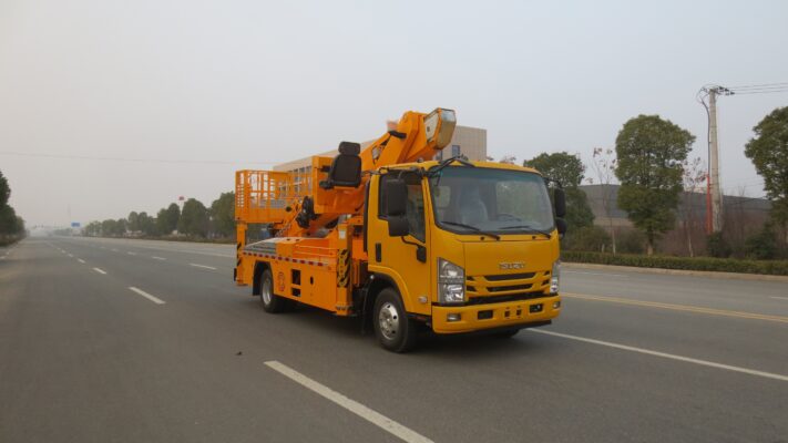 ISUZU 24M Telescopic Bucket Truck