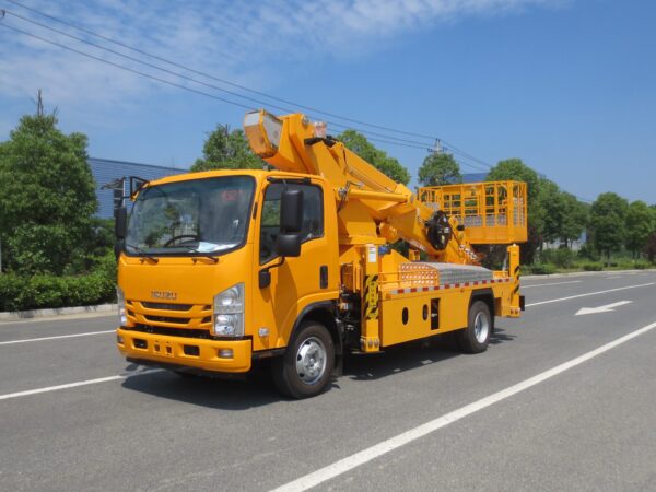 Camion de seau télescopique ISUZU 24M