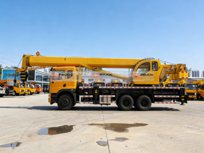 SINOTRUK HOWO 25 Ton Crane Truck
