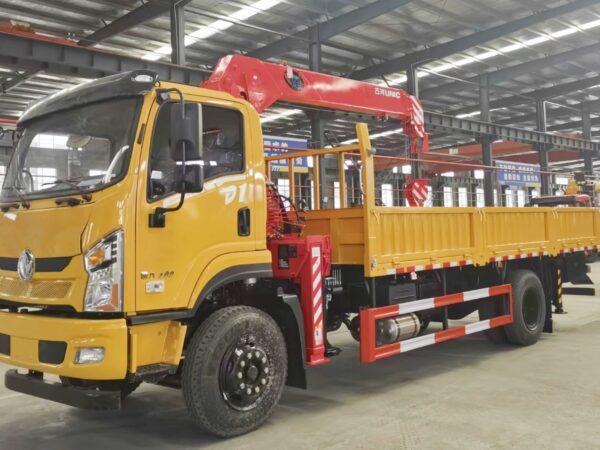 UNIC 5 Tons Telescopic Boom Crane Superstructure