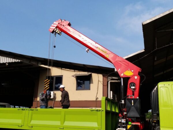 PALFINGER 5 Tons Telescopic Boom Crane