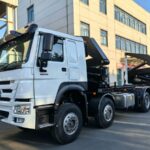 Truck-Mounted vs. Trailer-Mounted Side Loader Cranes: the Same Technology, Two Strategic Choices Side lifter loader