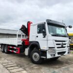 HOWO 10T PALFINGER Knuckle Boom Crane