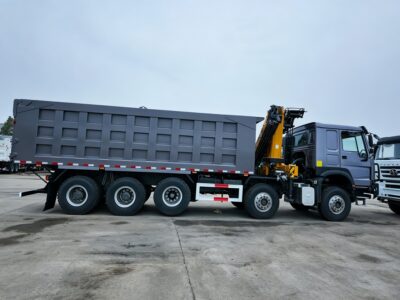 SINOTRUK 10×8 10T XCMG Knuckle Boom Crane