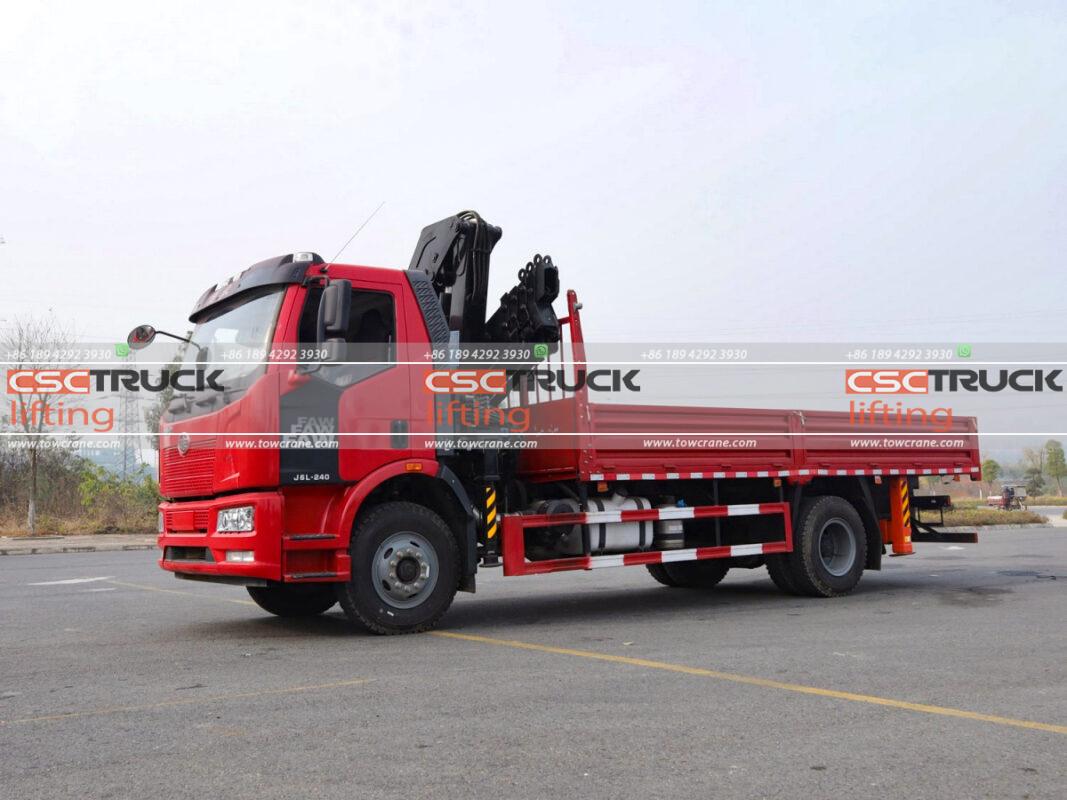 What Is a Truck-Mounted Crane?