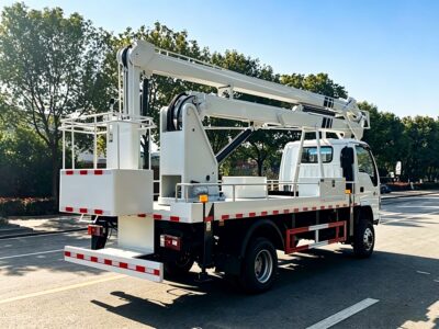 ISUZU 4×4 18-Meter Articulated Aerial Lift Truck