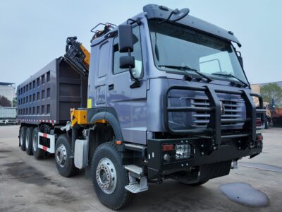 SINOTRUK 10×8 10T XCMG Knuckle Boom Crane