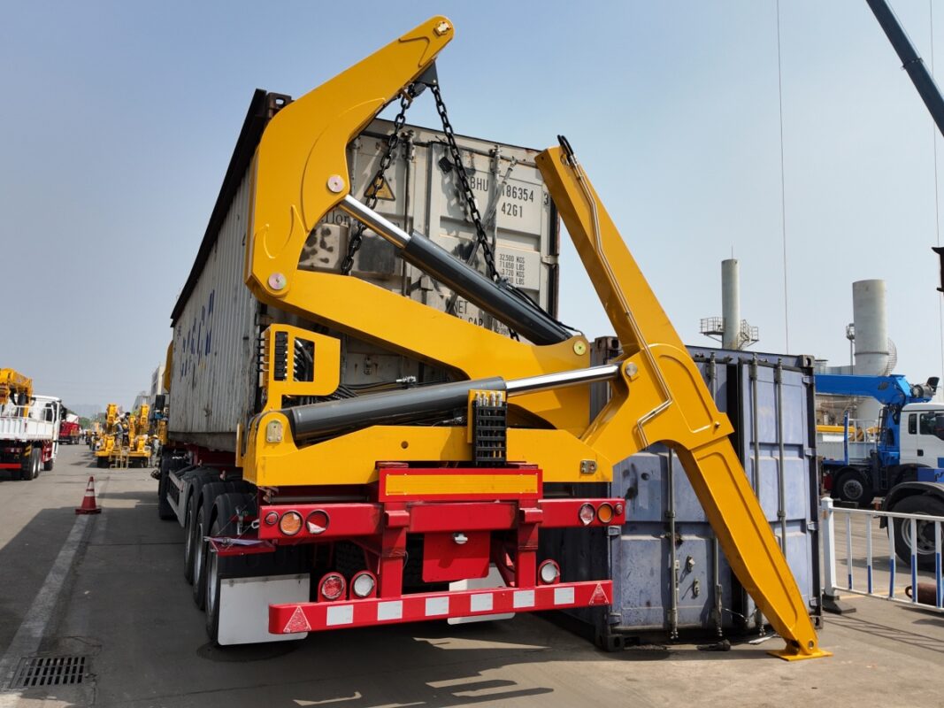 Side lifter crane
