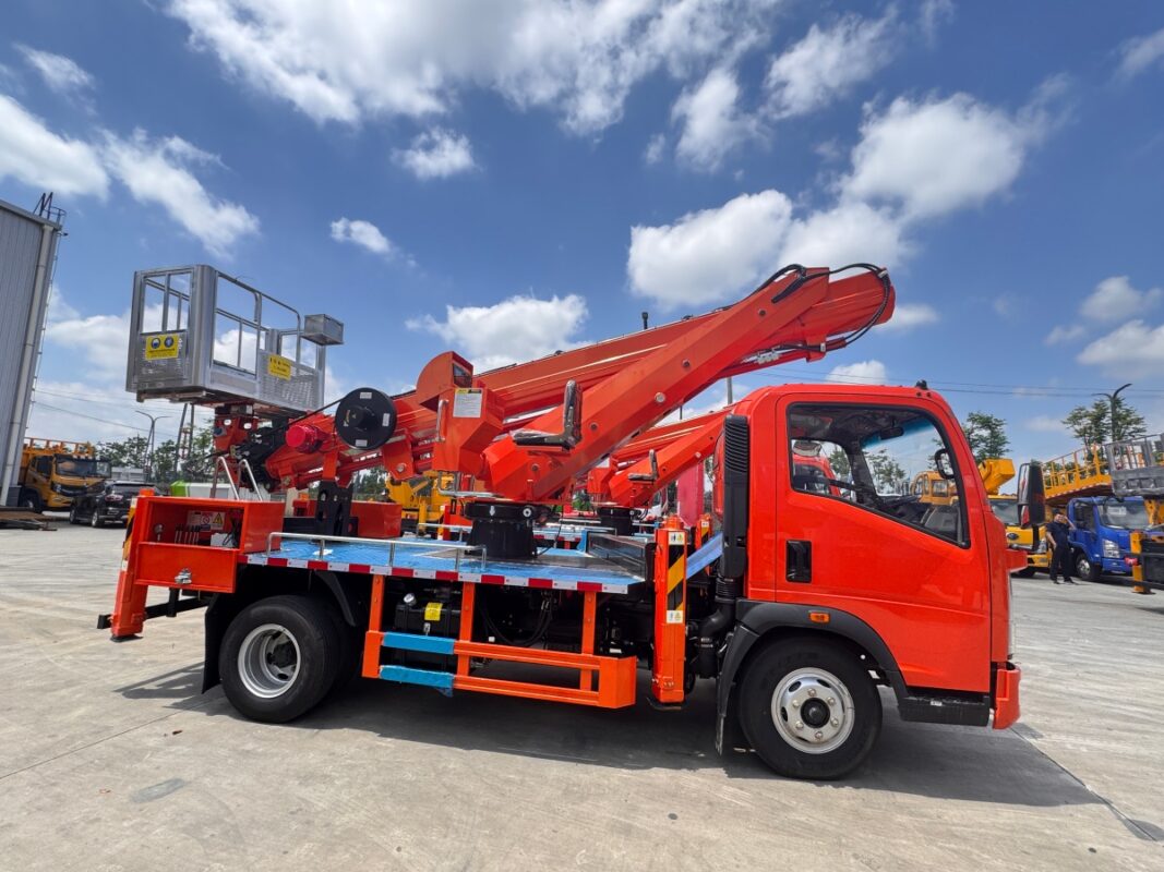 Telescopic Aerial Lift Truck