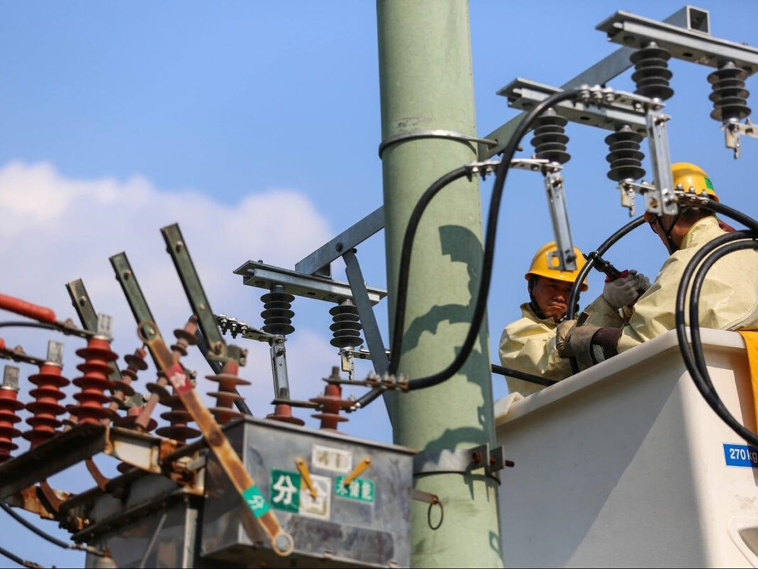 Insulated Bucket Truck
