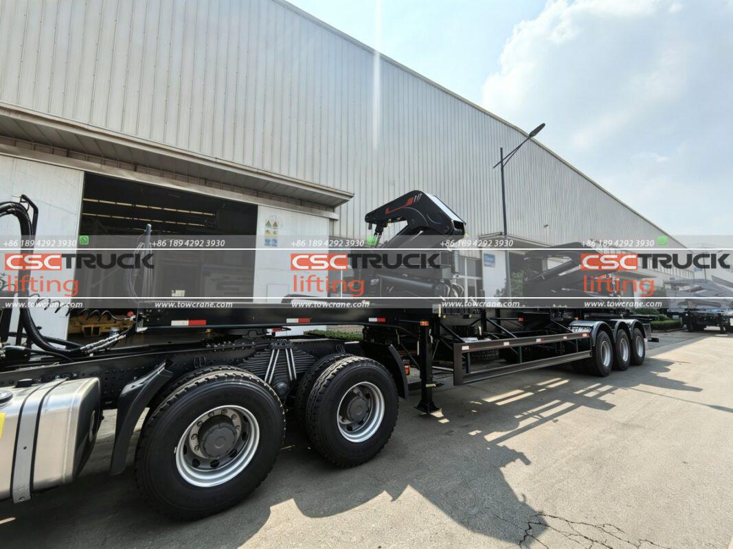 How Are Container Side Lifter Cranes Powered?
