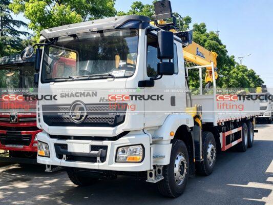 What Is the Difference Between a Tow Truck and a Crane Truck?