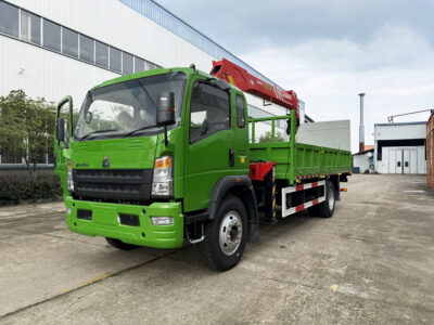 SINOTRUK HOWO-L 5T Telescopic Boom Crane