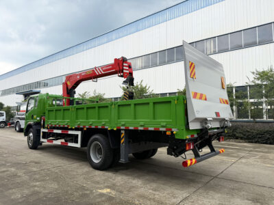 SINOTRUK HOWO-L 5T Telescopic Boom Crane