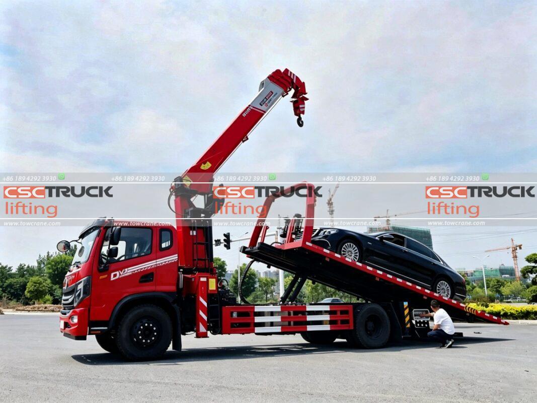 What Are the Main Components of a Tow Truck with Crane?