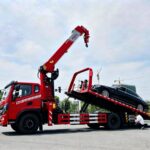What Are the Main Components of a Tow Truck with Crane?